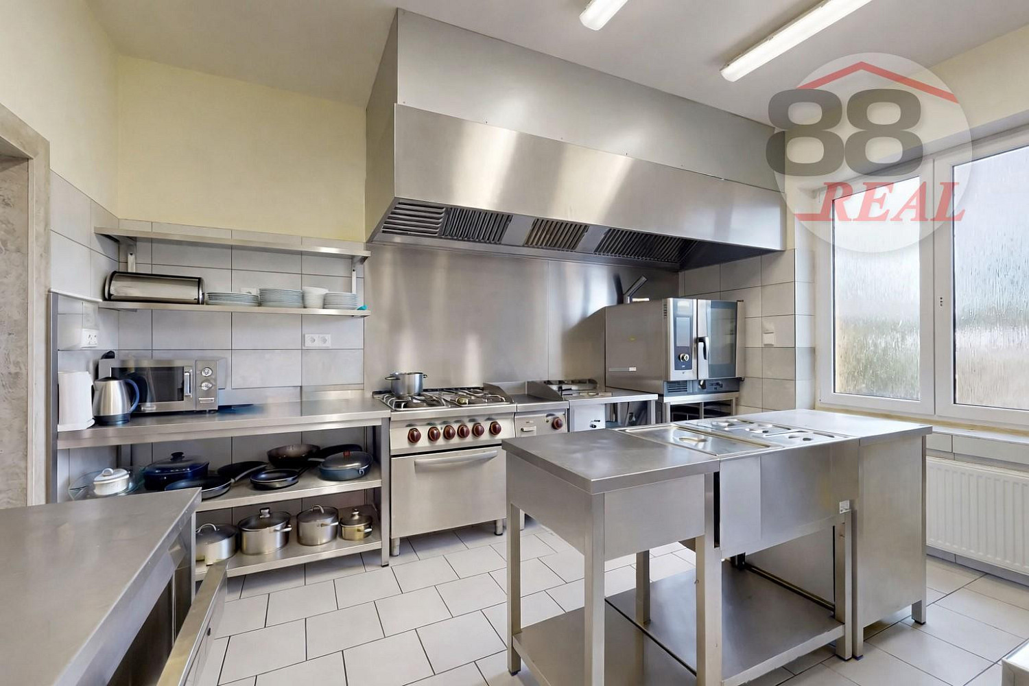 Pronájem restaurace 156 m² – fotografie 2
