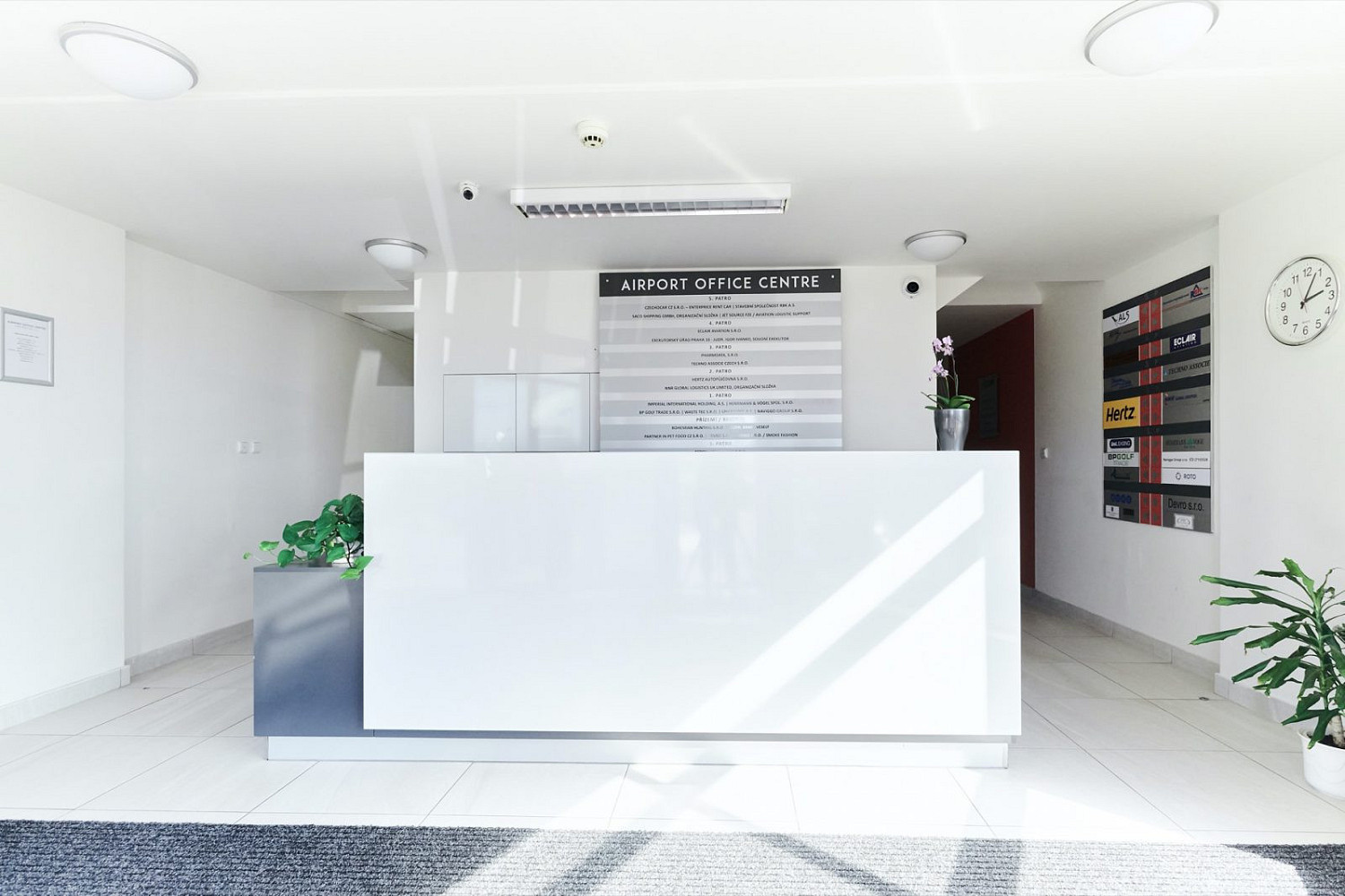 Pronájem kanceláře 83 m² – fotografie 2
