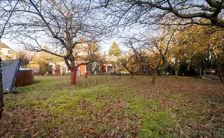 Prodej stavebního pozemku 1 378 m²