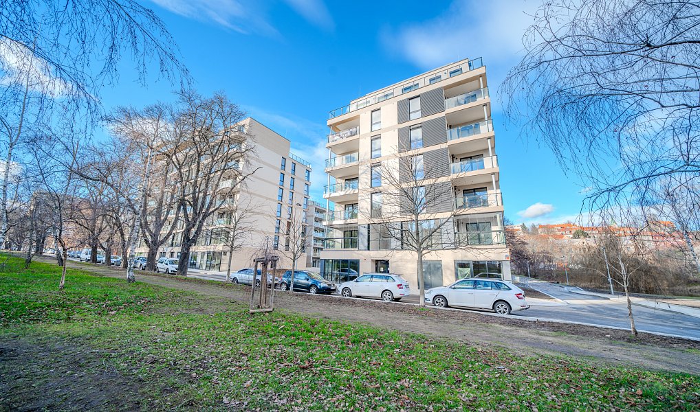 Prodej obchodních prostor 43 m², Praha – náhled fotky 3