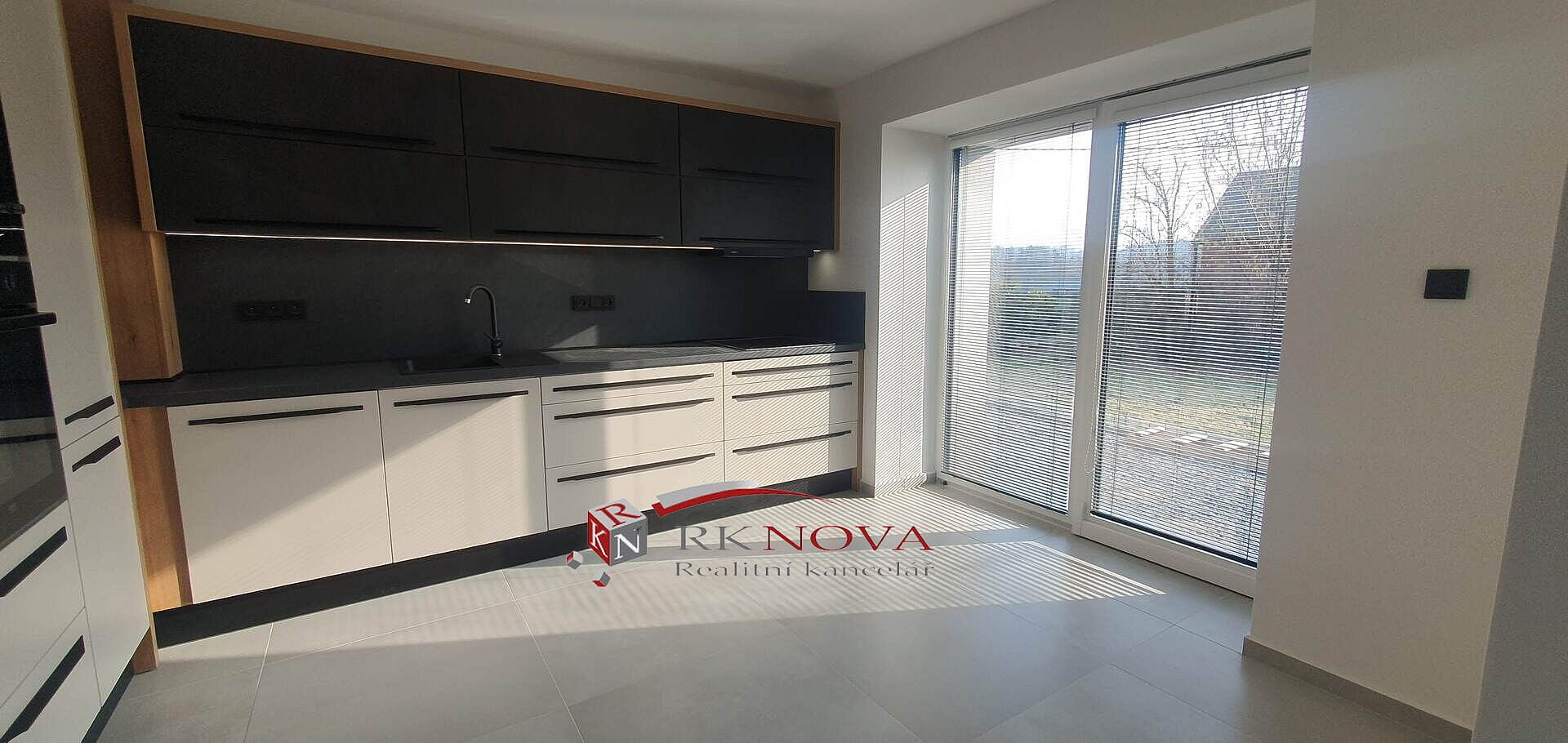Pronájem domu 190 m² s pozemkem 1 978 m² — photo 4
