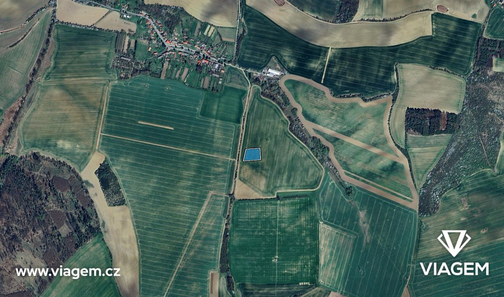 Prodej pole 2 498 m², Litenčice – náhled fotky 3