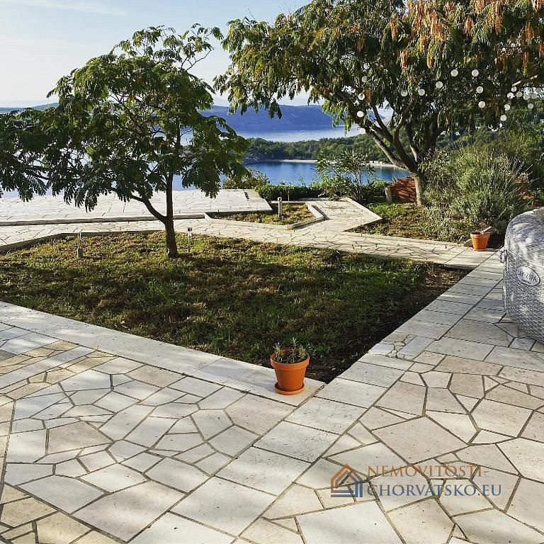 Prodej bytu 1+kk 94 m² - Mehr