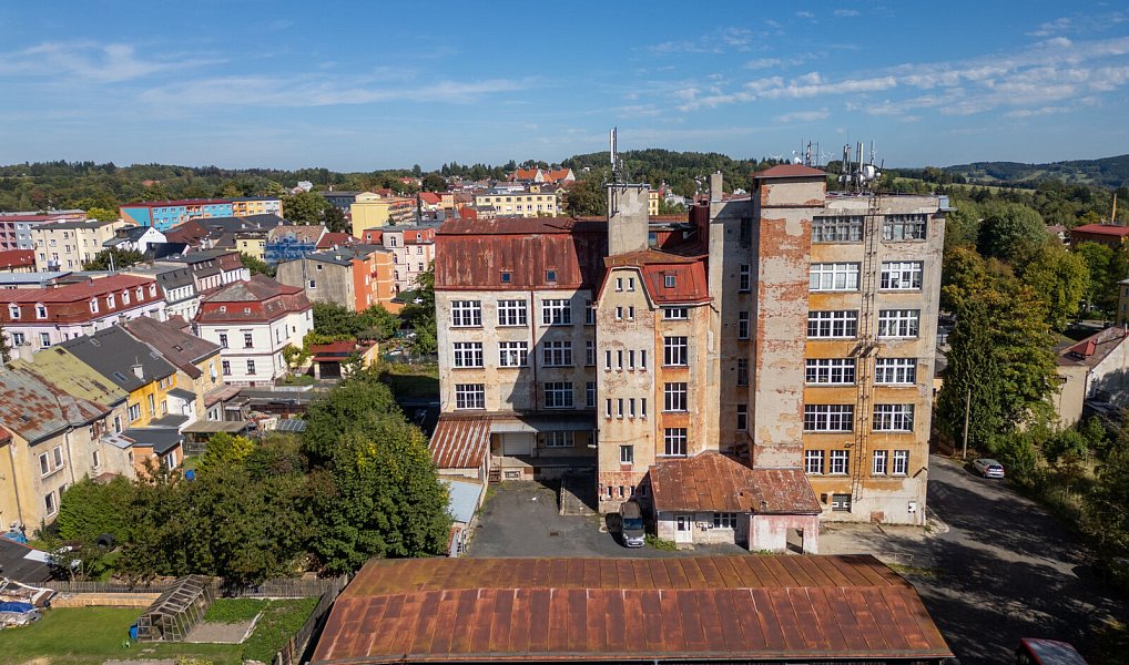 Prodej výrobních prostor 4 434 m², Aš – fotka 1 z 19