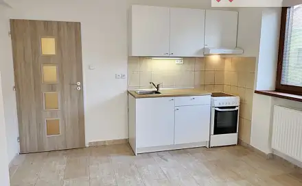 Pronájem bytu 1+kk 33 m²
