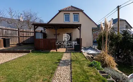 Prodej domu 100 m² s pozemkem 235 m², Dolní Bousov - Horní Bousov, okres Mladá Boleslav