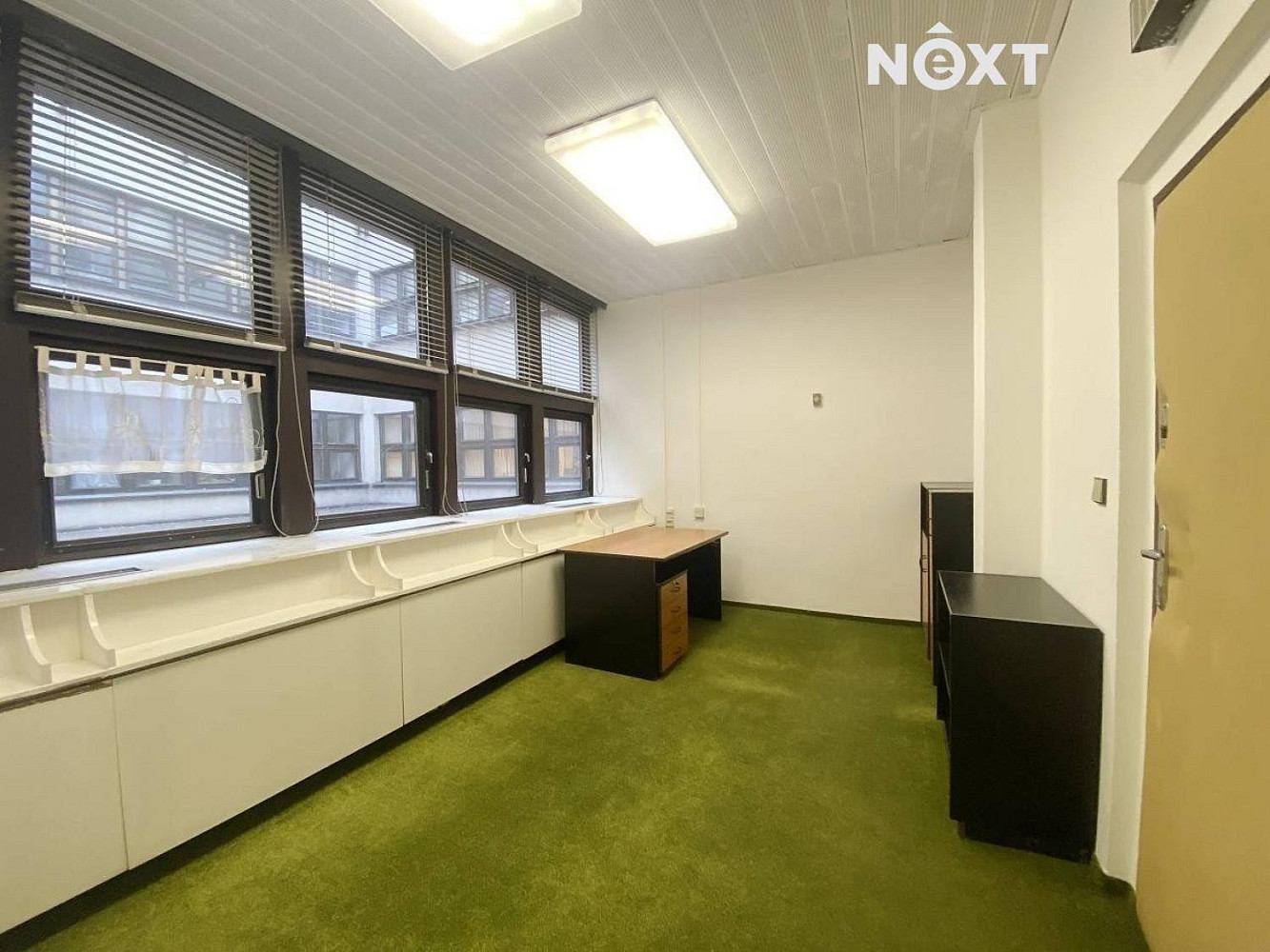 Pronájem kanceláře 16 m² — photo 2