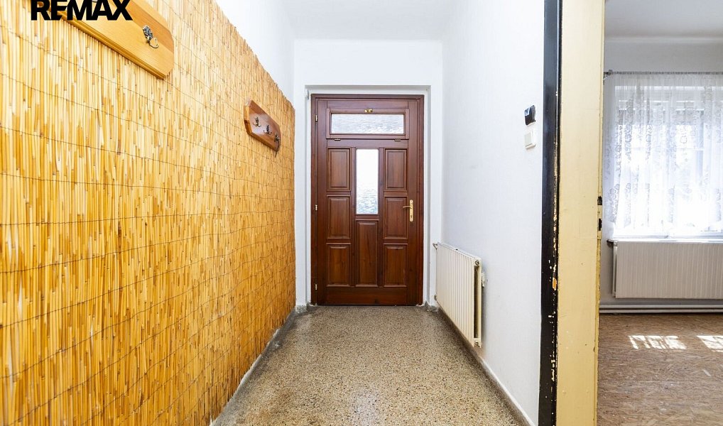 Prodej domu 152 m² s pozemkem 972 m², Hoštka – náhled fotky 8