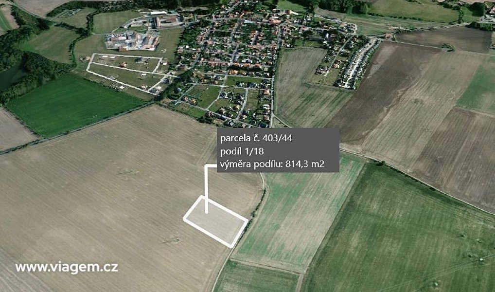 Prodej pole 814 m², Veleň – náhled fotky 2