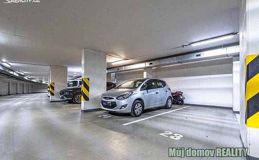 Pronájem garážového stání, Švejcarovo náměstí 2660/1, Praha 13 Stodůlky., Švejcarovo náměstí, Praha 5 - Stodůlky