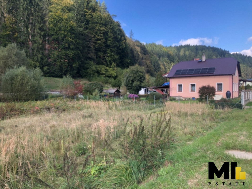 Prodej stavebního pozemku 1 116 m²