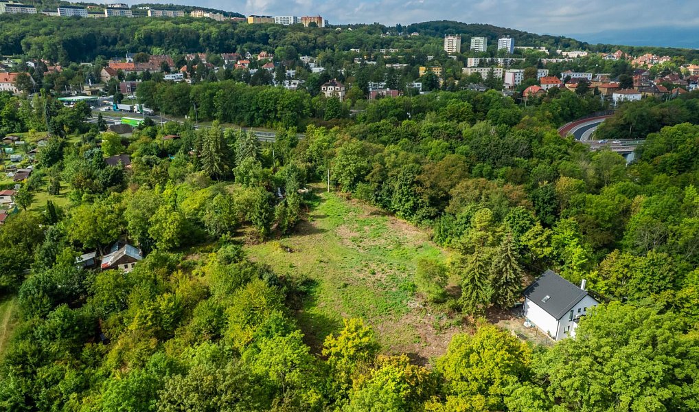 Prodej stavebního pozemku 794 m², Teplice – náhled fotky 12