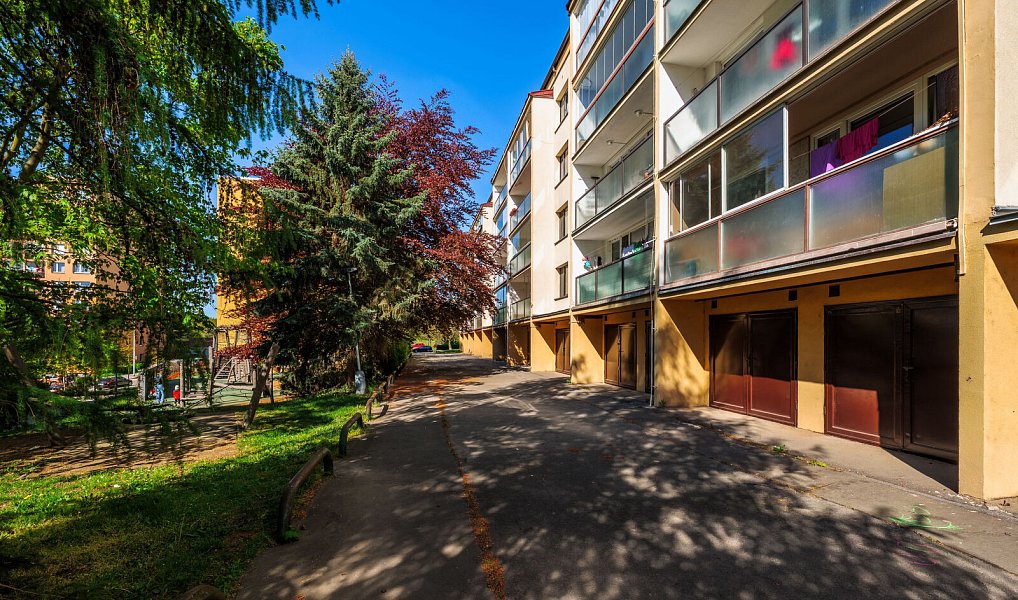 Prodej bytu 4+kk 94 m², Praha – náhled fotky 37