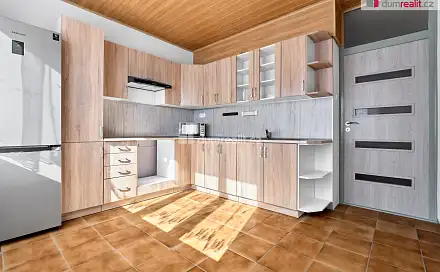 Prodej bytu 2+1 59 m², Sídliště, Hroznětín, okres Karlovy Vary
