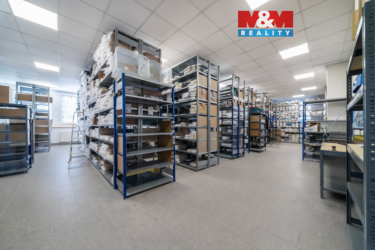 Pronájem skladovacích prostor 417 m²