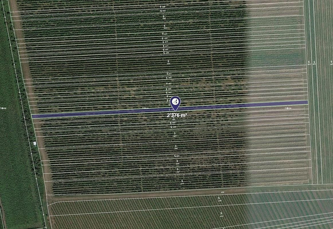 Prodej pole 2 376 m²