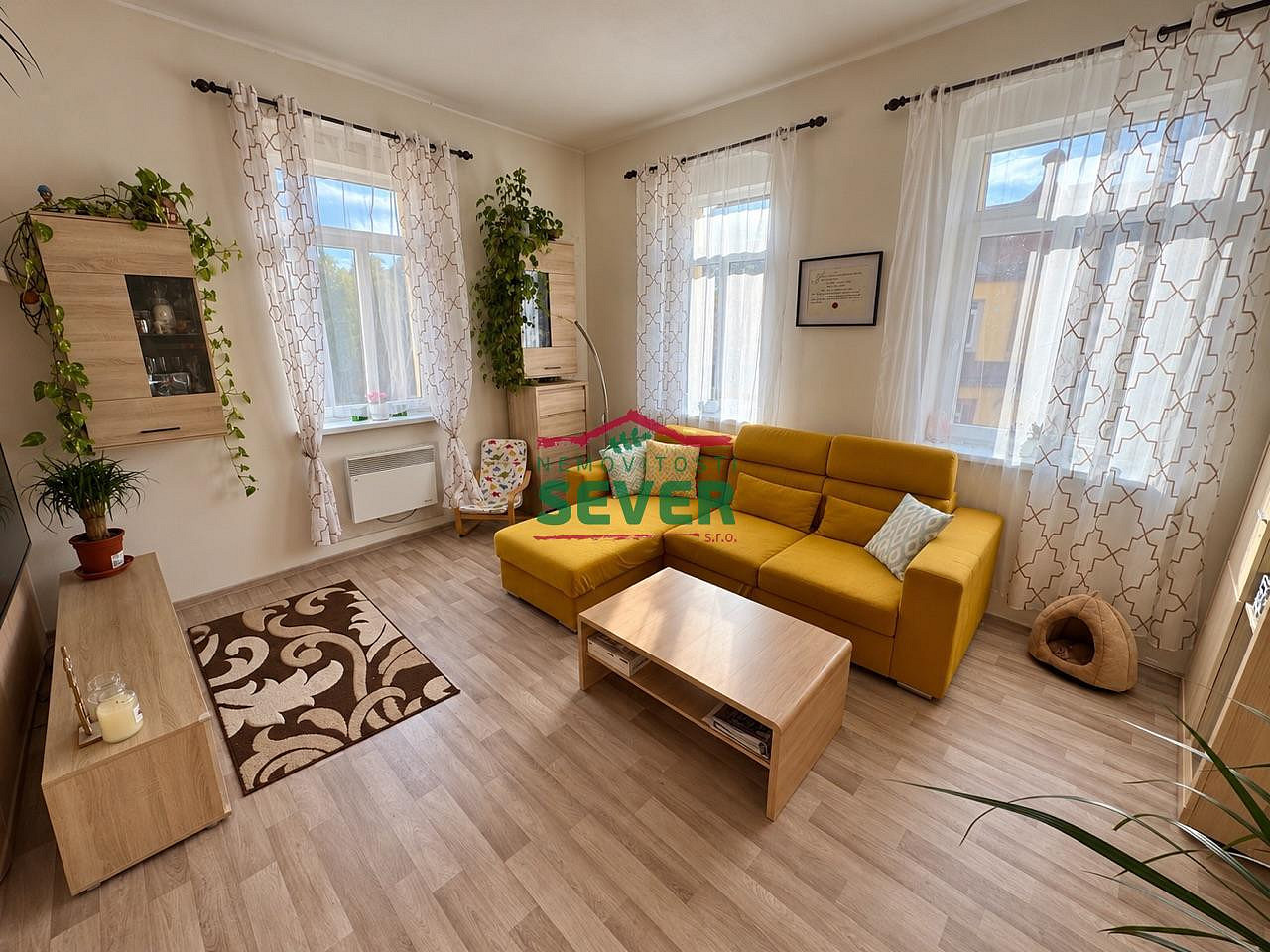 Prodej domu 571 m² s pozemkem 158 m² – fotografie 2