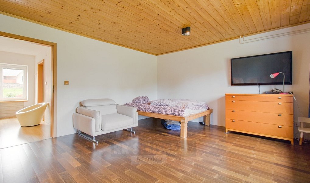 Prodej domu 410 m² s pozemkem 157 m², Moldava – náhled fotky 9