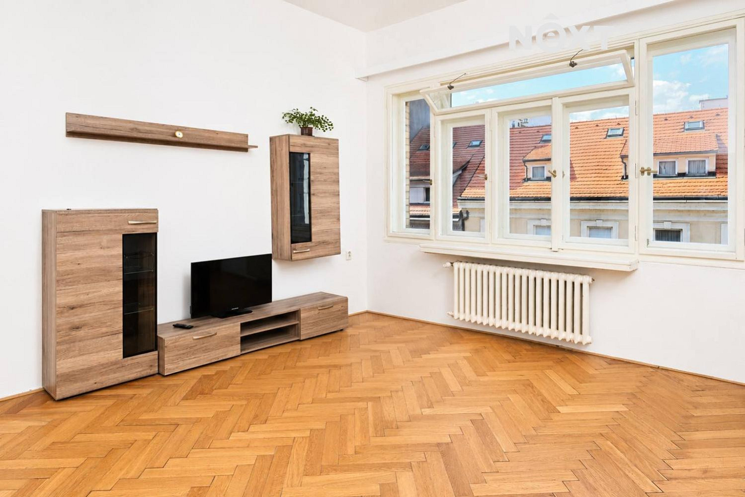 Pronájem bytu 1+kk 32 m² — photo 2