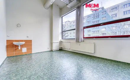 Pronájem kanceláře 18 m², Masarykova, Plzeň - Doubravka