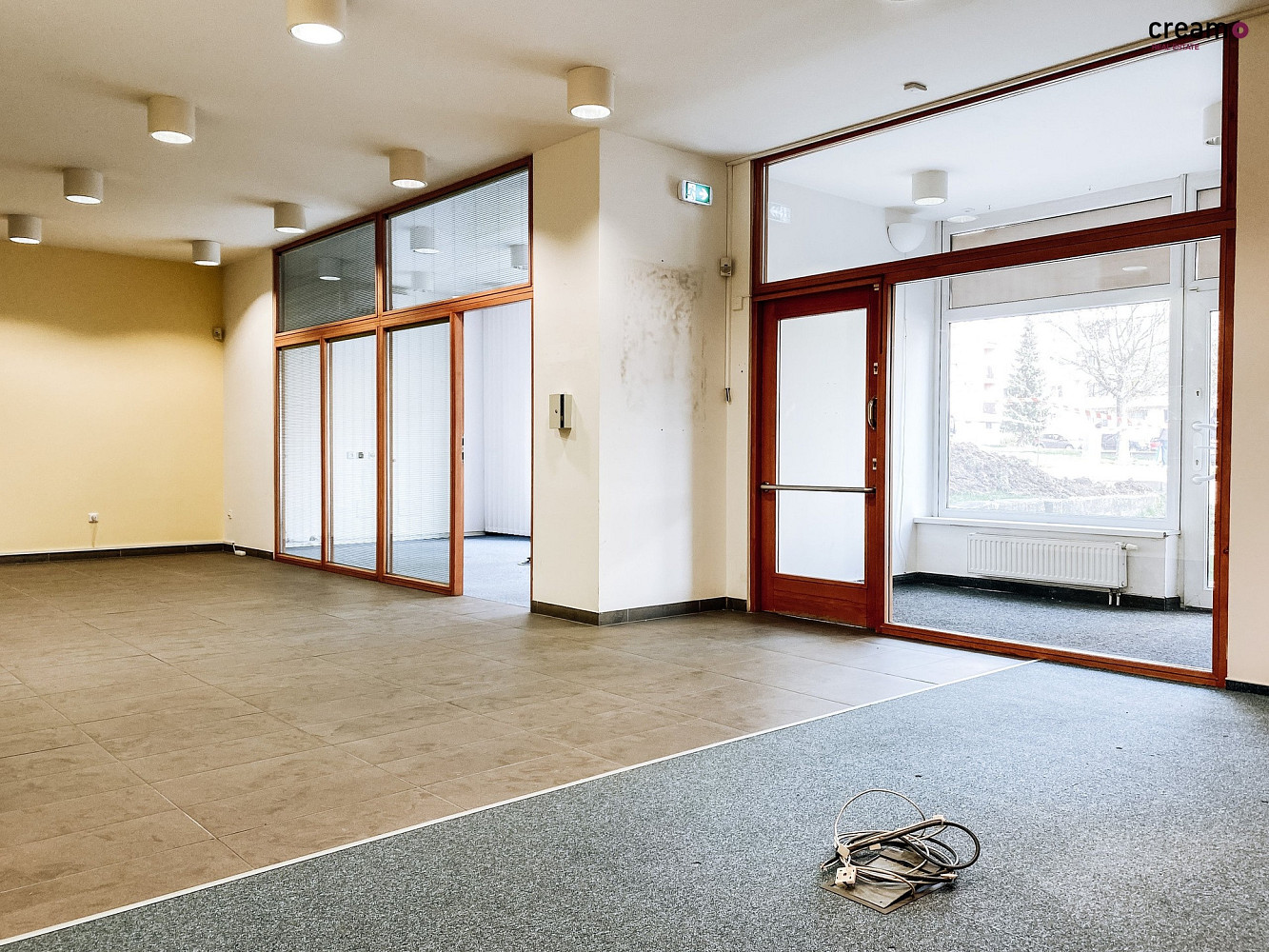 Pronájem obchodních prostor 155 m² – fotografie 3