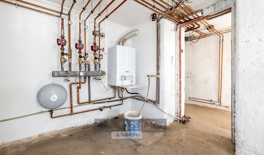 Prodej domu 440 m² s pozemkem 874 m², Český Krumlov – náhled fotky 23