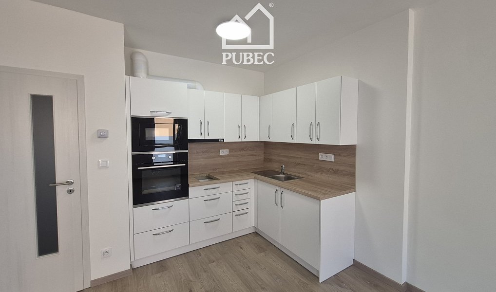Pronájem bytu 1+kk 32 m², Plzeň – náhled fotky 4