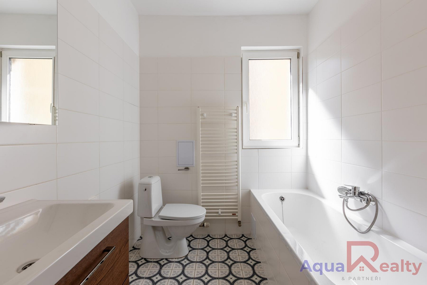 Pronájem bytu 2+1 68 m² – fotografie 3