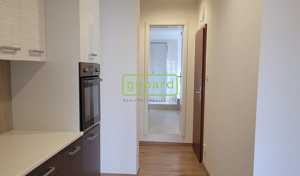 Pronájem bytu 2+1 66 m², Liberec – náhled fotky 10