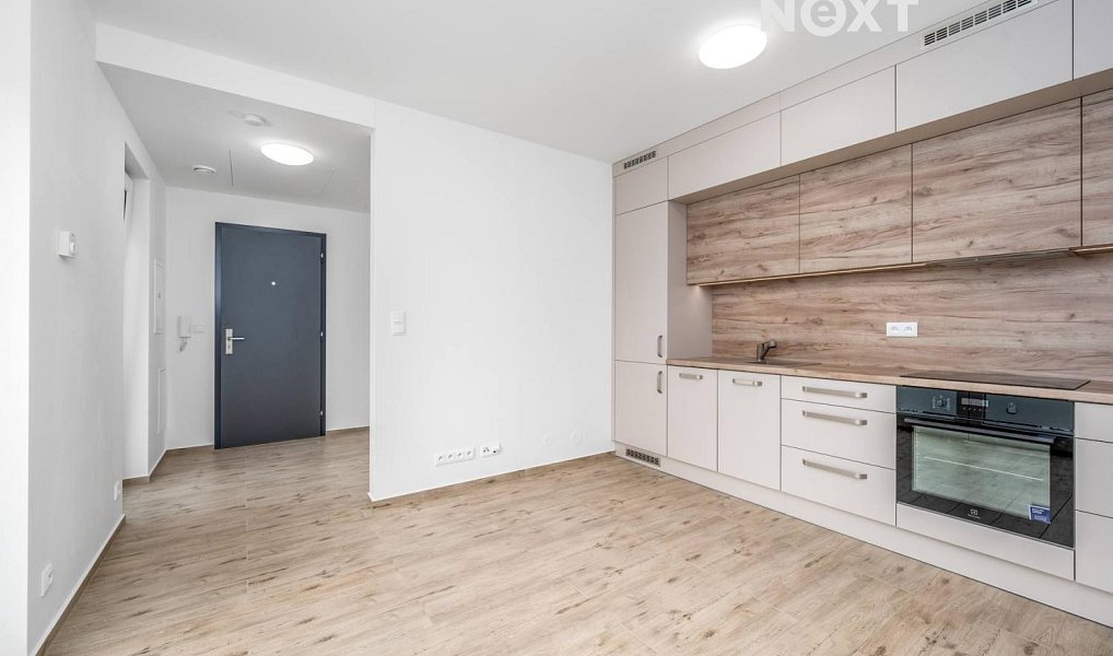 Pronájem bytu 1+kk 23 m², Mukařov – náhled fotky 2