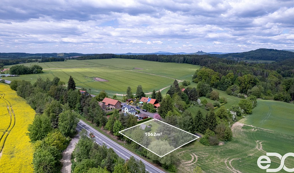 Prodej stavebního pozemku 1 062 m², Ohařice – náhled fotky 3