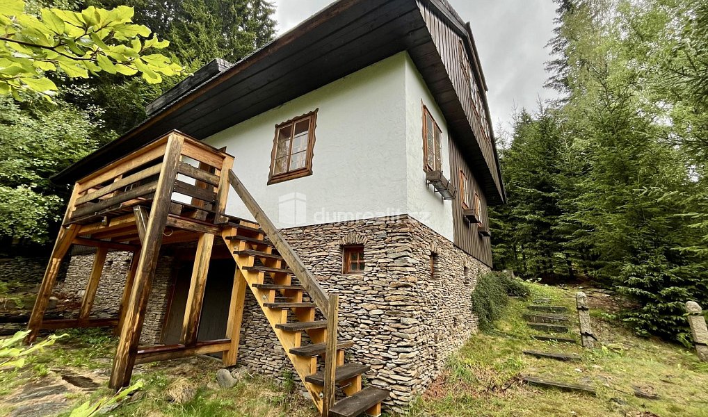 Prodej domu 300 m² s pozemkem 1 292 m², Železná Ruda – náhled fotky 7