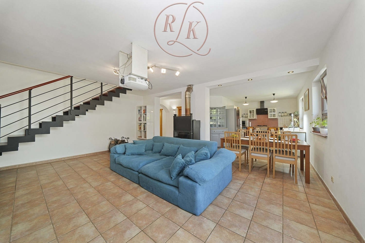 Prodej domu 260 m² s pozemkem 1 550 m² – fotografie 5