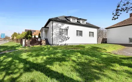 Prodej domu 243 m², Tišnovská, Kuřim, okres Brno-venkov