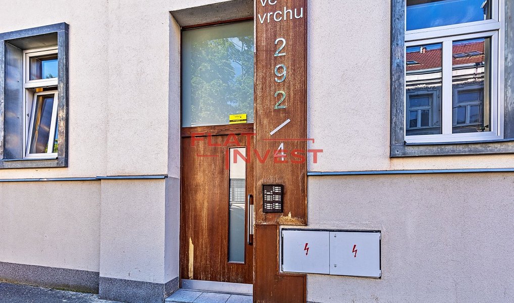 Pronájem bytu 2+kk 50 m², Praha – náhled fotky 21