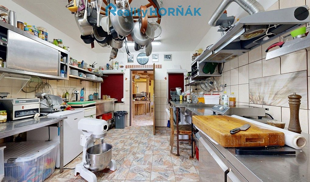 Prodej domu 364 m² s pozemkem 1 261 m², Votice – náhled fotky 11
