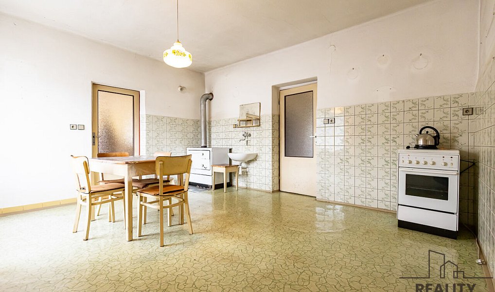 Prodej domu 190 m² s pozemkem 5 882 m², Zaječov – náhled fotky 23