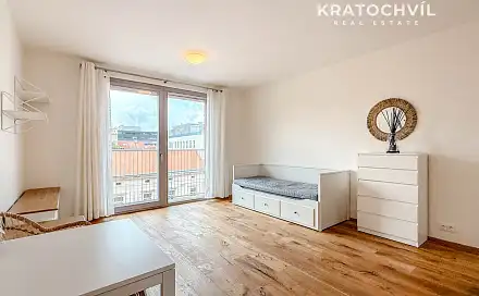 Pronájem bytu 1+kk 32 m²