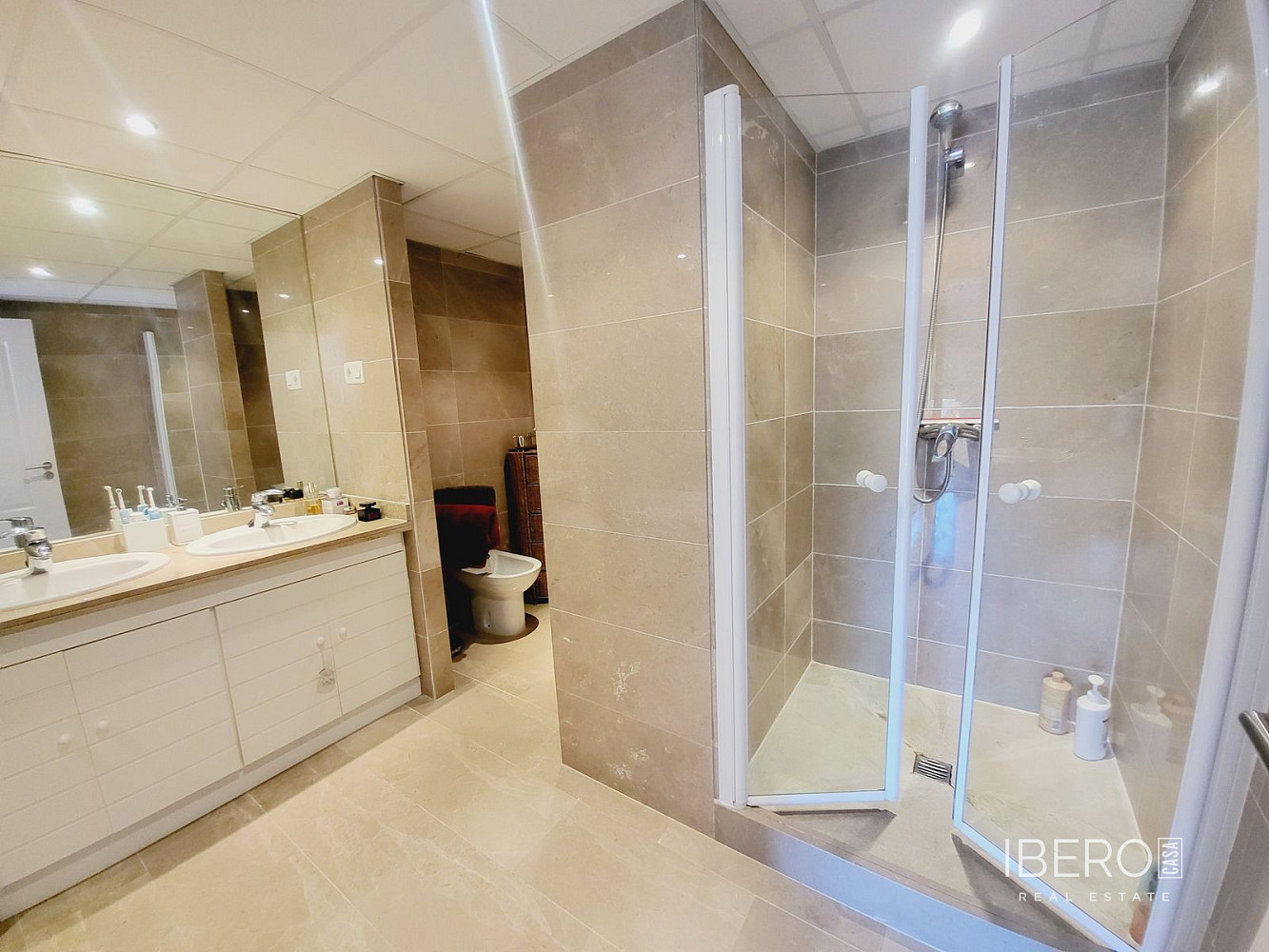 Prodej bytu 4+kk 151 m² – pohled 3