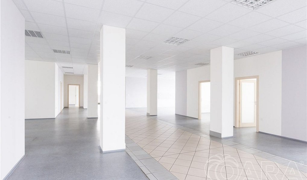 Pronájem kanceláře 549 m², Písek – náhled fotky 13