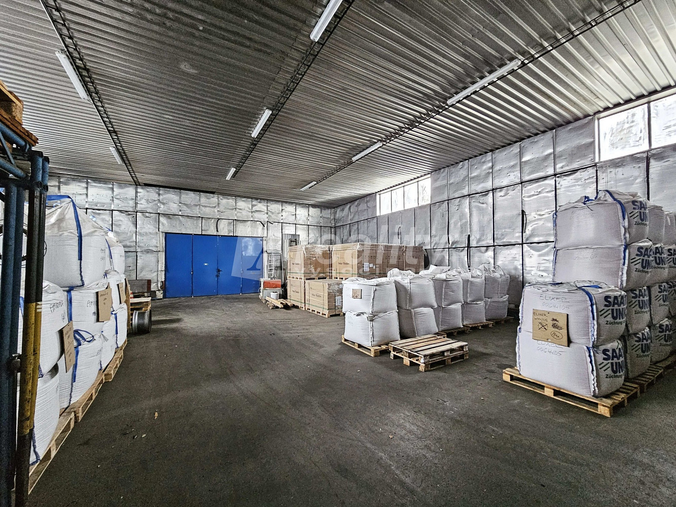 Pronájem skladovacích prostor 250 m² — photo 4