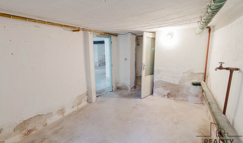 Prodej domu 122 m² s pozemkem 273 m², Třebíč – náhled fotky 30