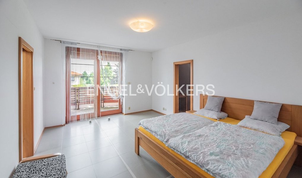 Prodej domu 270 m² s pozemkem 822 m², Praha – náhled fotky 6