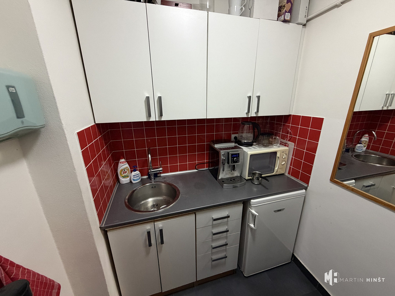Pronájem kanceláře 100 m² — photo 3
