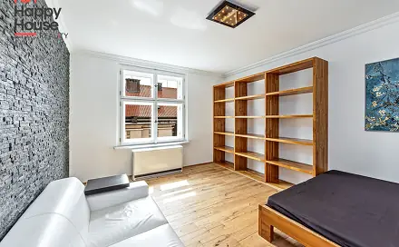 Pronájem bytu 2+1 64 m², Ladova, Praha 2 - Nové Město