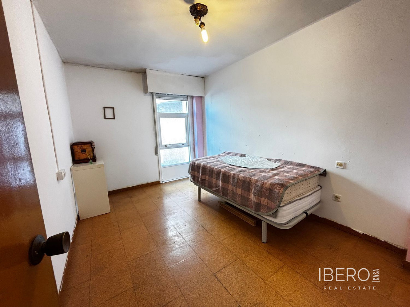 Piso 4+kk – Santiago de Compostela, O Ensanche - Más
