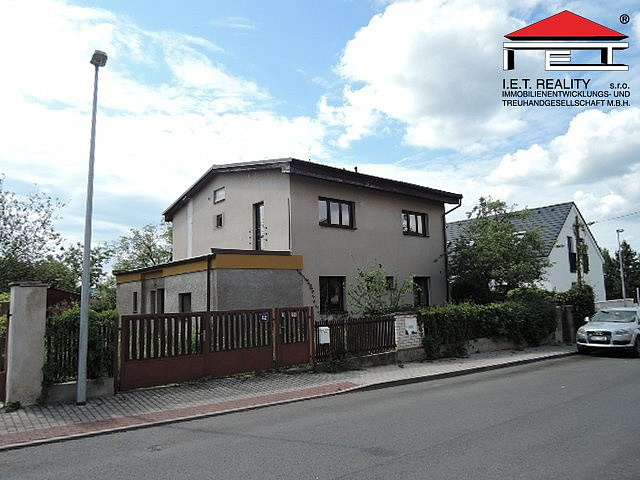 Pronájem domu 120 m² s pozemkem 330 m²