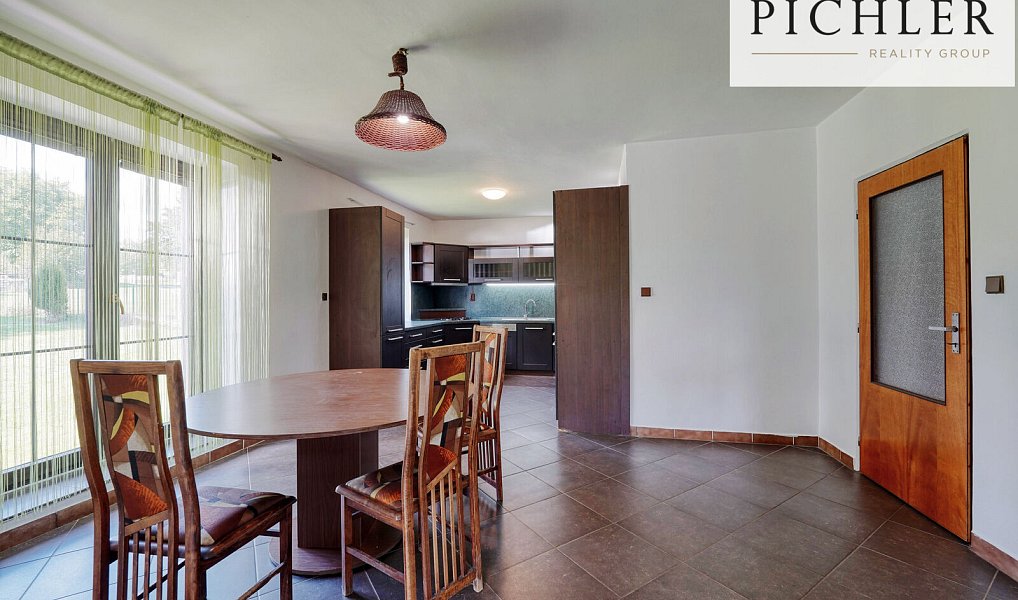 Prodej domu 320 m² s pozemkem 1 660 m², Tymákov – náhled fotky 19