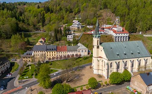 Prodej bytu 1+kk 38 m², náměstí Republiky, Jáchymov, okres Karlovy Vary