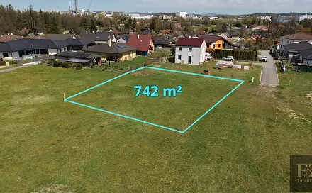 Prodej stavebního pozemku 742 m², Planá nad Lužnicí, okres Tábor